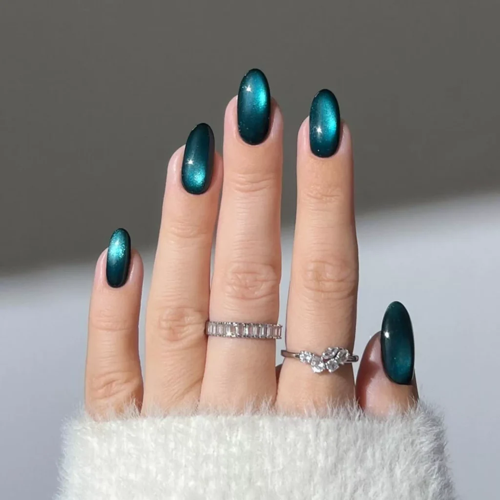 Deep Teal Cat Eye Shimmer