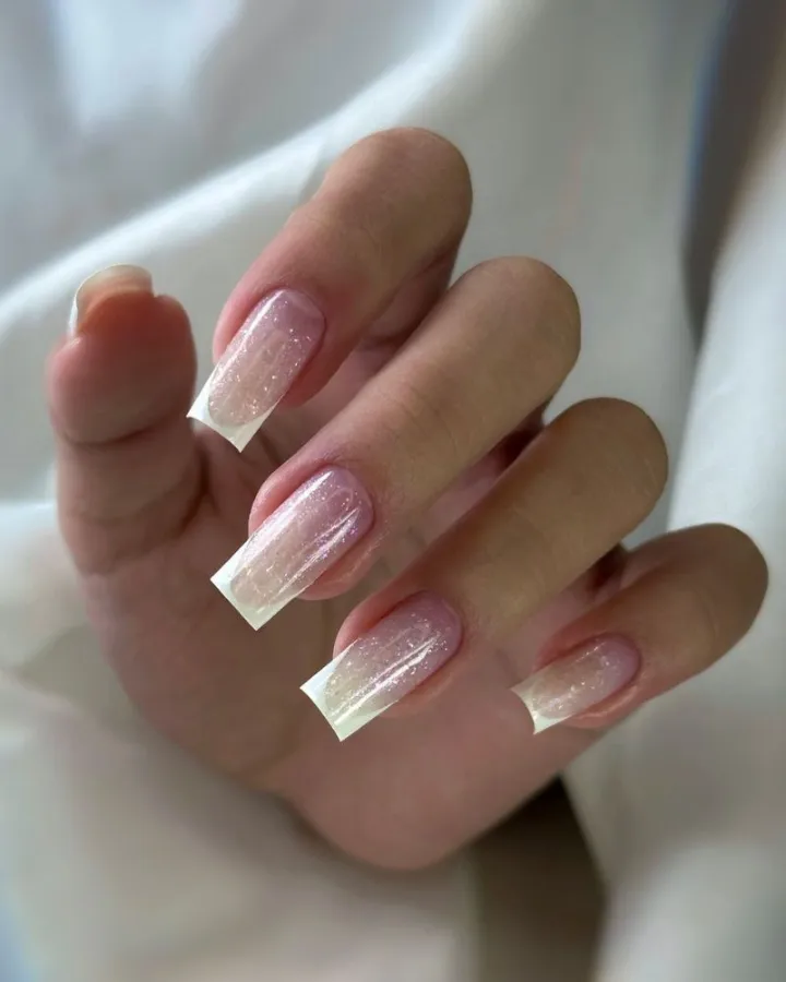 Glitter Ombré French