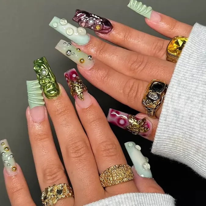 Maximalist Mixed Set