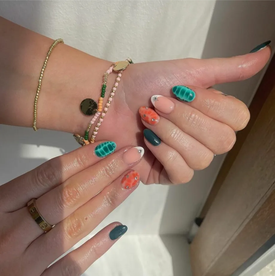 Mismatched Textured Nails