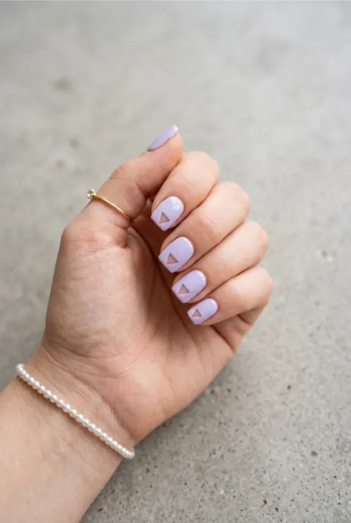 Negative Space Triangle Tips
