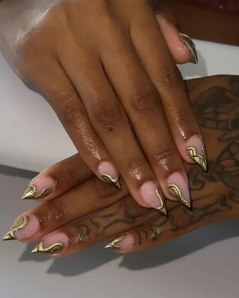 Short Pointed Stiletto Nails